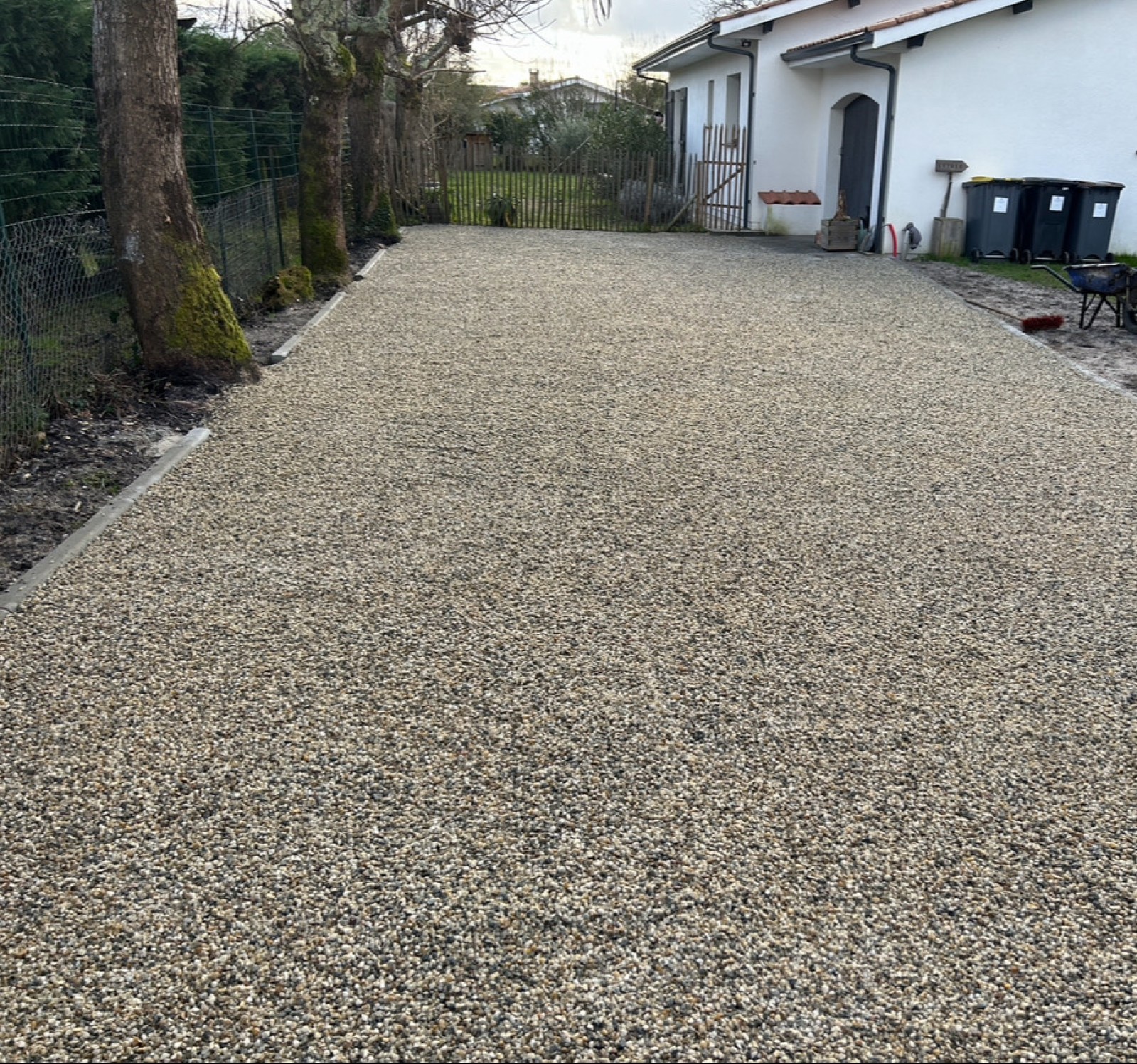 Faire son allée ou parking en gravillons sur le Bassin d’Arcachon par Lizé Yanick