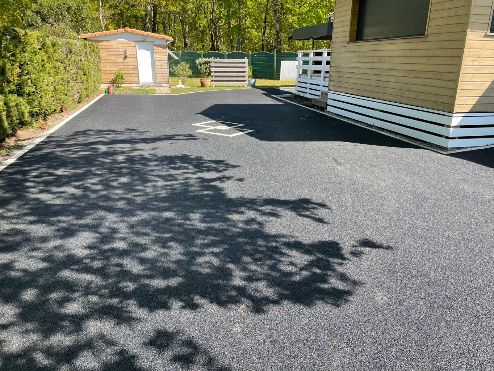 Aménagement allé de jardin en gravier pour un particulier à Biganos 33380