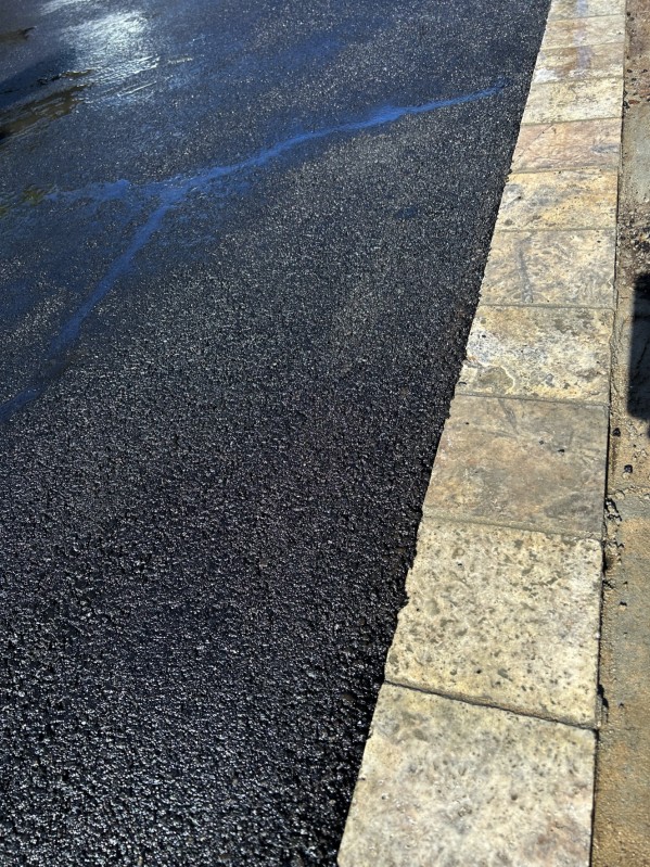 Entreprise spécialisée en pose de bordures Aquiter pour allées à Gujan-Mestras