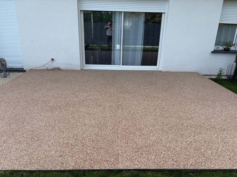 Résine drainante moquette de pierre à Sanguinet lizé tp