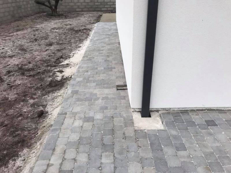 Pourtour de maison en pavés sur Gujan Mestras