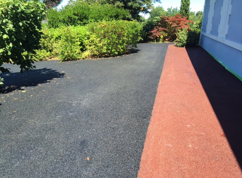 Création d'allée en enrobé Rouge - Brun sur La Teste de Buch