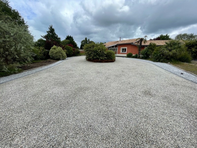 Devis pour allée, cour et parking en gravillons 