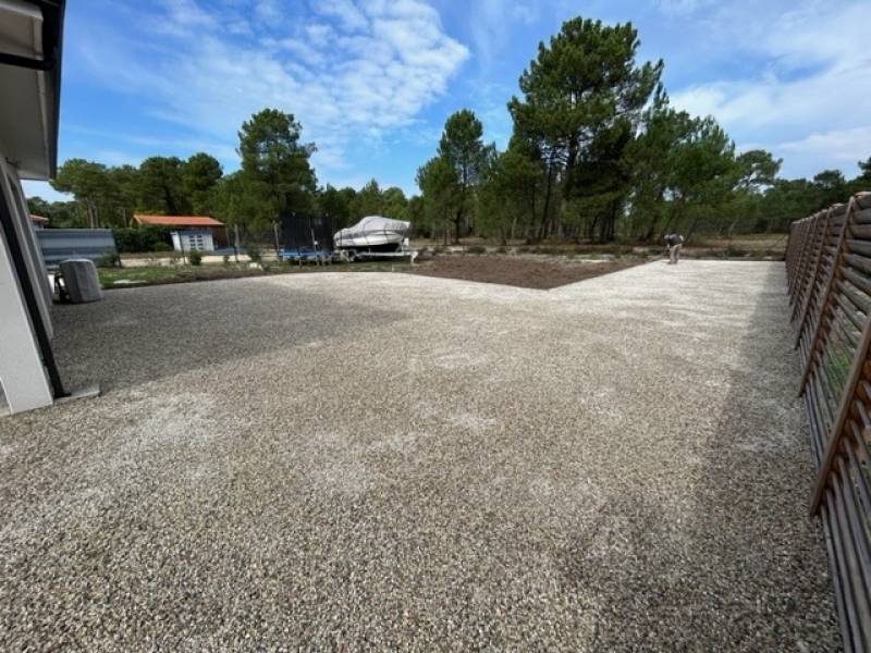 parking allée gravillonnage