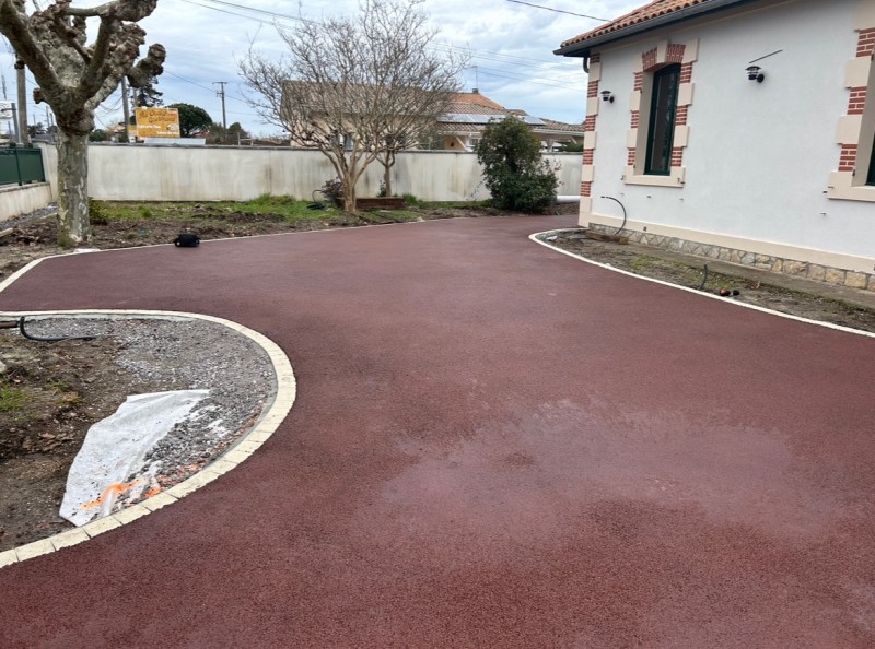 Création d'allée en enrobé Rouge - Brun sur La Teste de Buch