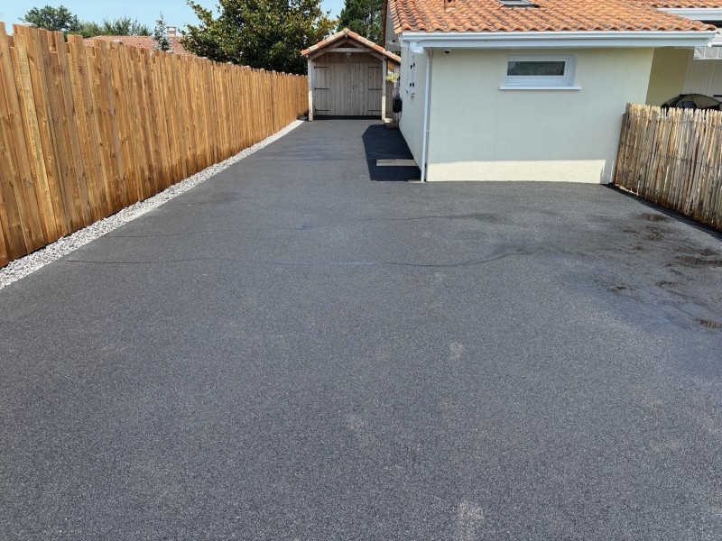 coffrage d’une allée en enrobé avec drainage galets aquitaine Biganos Lizé ltp