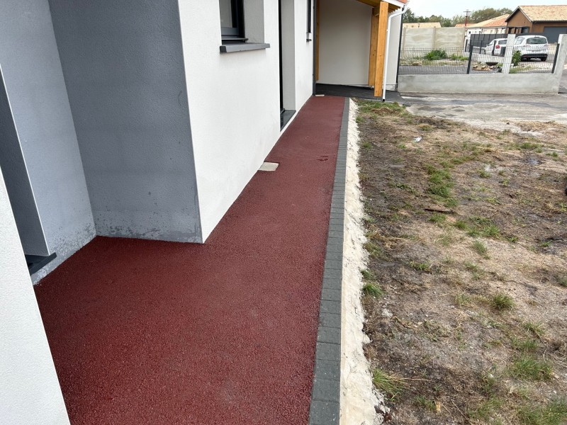 Création d'allée en enrobé Rouge - Brun sur La Teste de Buch
