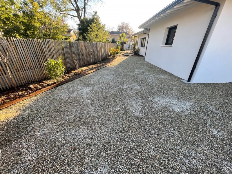 Allée cour en Gravillonnage sur la Teste de Buch