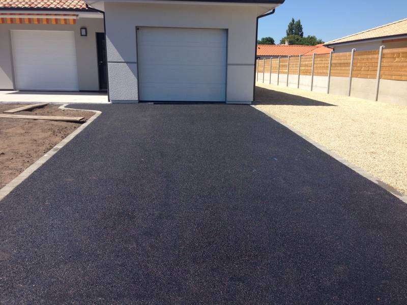 Réalisation d’un enrobé chez un particulier la Teste de Buch