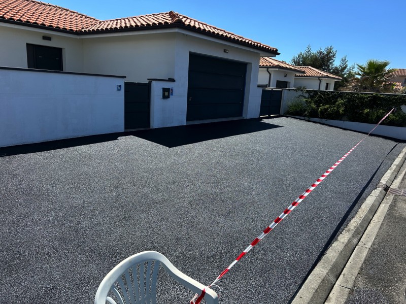 Procéder à l'aménagement extérieur en enrobé à La Teste de Buch